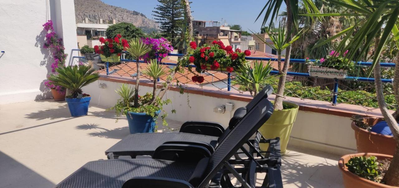 La Casa Di Chico Apartment Mondello Exterior photo